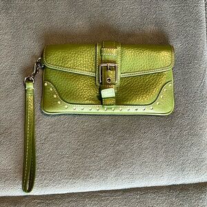 EUC Coach wallet. Green with silver hardware.
